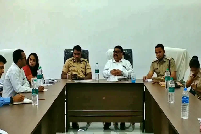 bilaspur-commissioner-and-ig-visited-gorella-pendra-marwahi