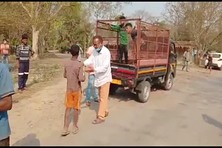 আৰ্তজনৰ কাষত টিংখাঙৰ প্ৰাক্তন মন্ত্ৰী এটোৱা মুণ্ডা