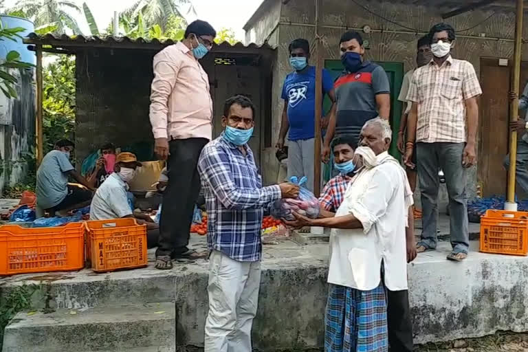 ex sarpanch helping poor in vendra village