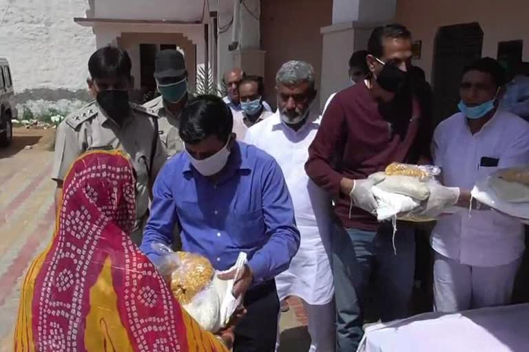 social organization distributed food loharu