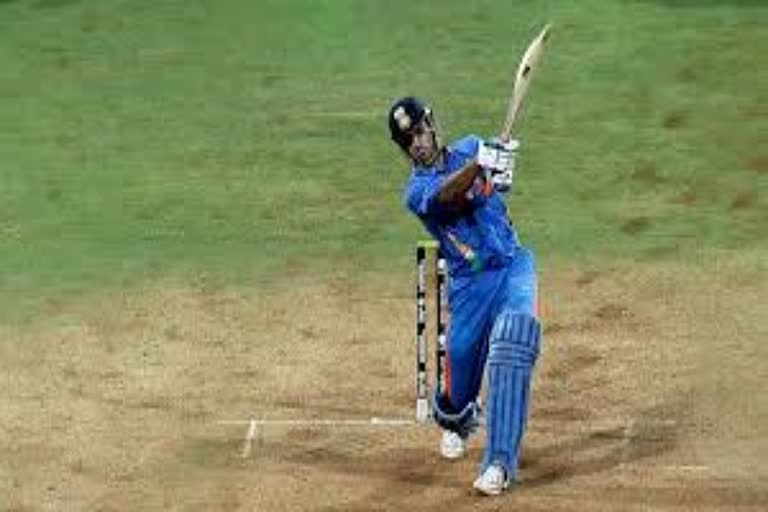 Dhoni six in 2011 made India world champion of cricket