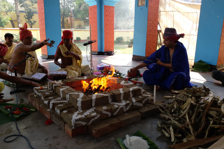 MLA of Shantipur worshiped