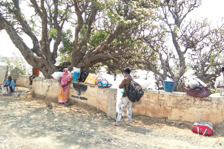 Gudibande Tahsildar, who provided shelter to welfare workers at the Welfare Hall