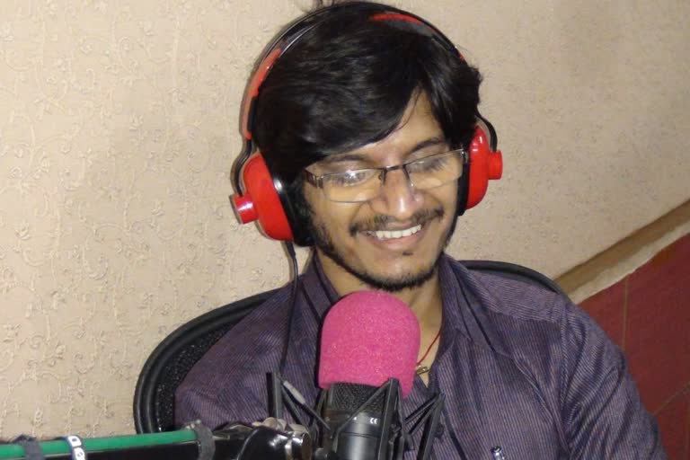 Music director Ananth Sriram sing a song on Corona Virus