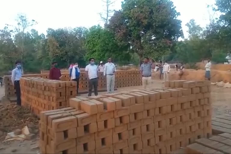 bhiyathan bricks