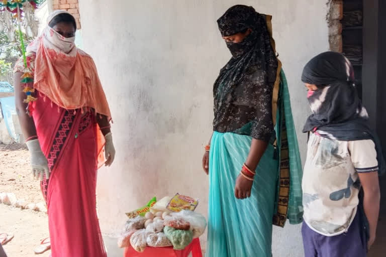 Ration being provided to malnourished children and infant women in Jashpur