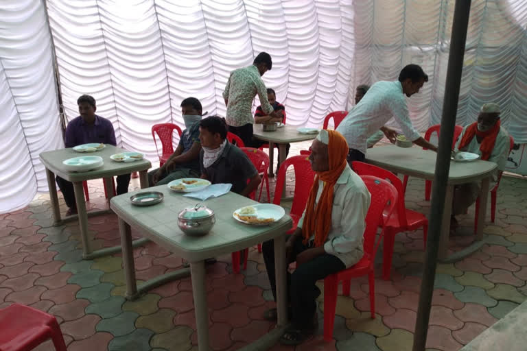 shivbhojan thali started in badnapur in free of cost