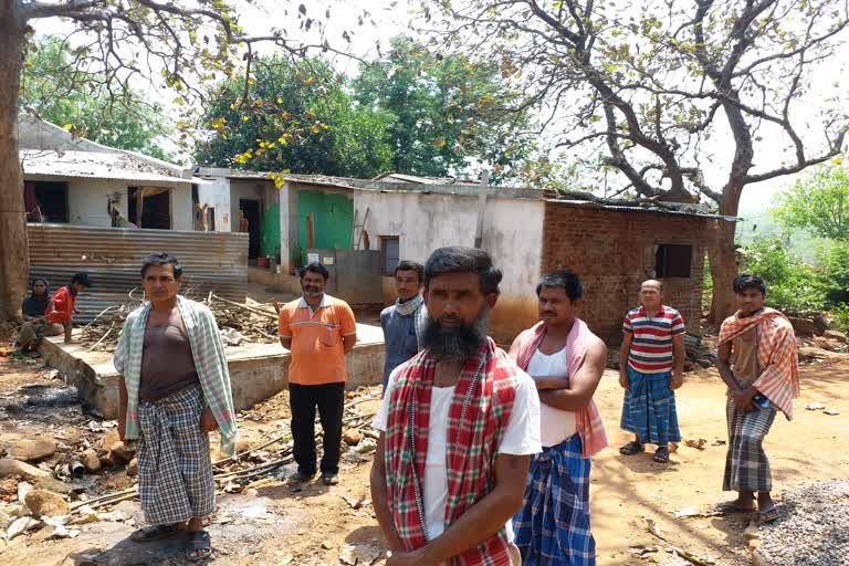 West Bengal workers are stranded in Chandan Nagar, Phulbani due to lock down