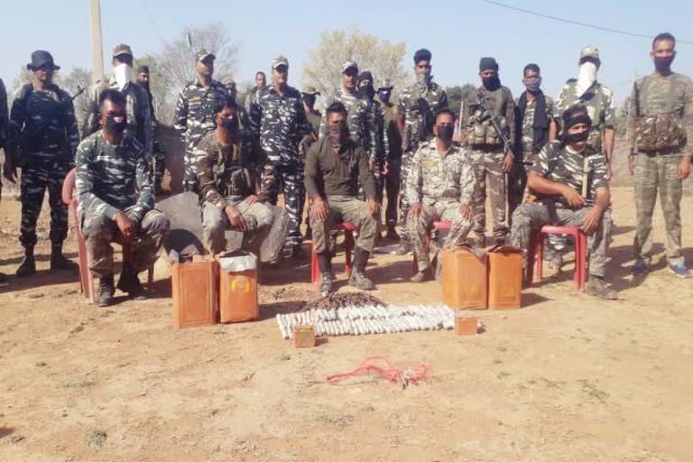 ID recovered in giridih, search operation against Naxalites, Giridih police, आईडी बरामद, नक्सलियों के खिलाफ सर्च ऑपरेशन, गिरिडीह पुलिस