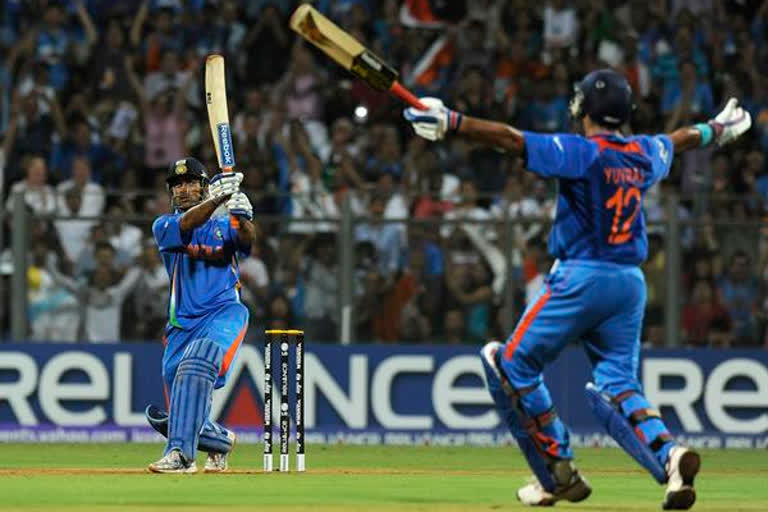 suggested-dhoni-to-promote-himself-during-2011-world-cup-final-sachin-tendulkar