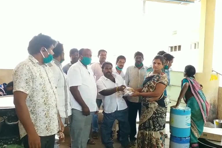 food distribution in east goadavari