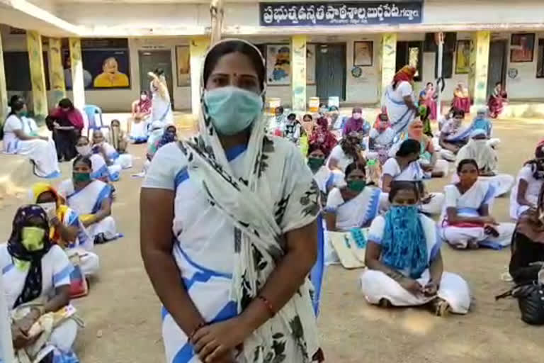 asha workers protection in jogulambha gadwala