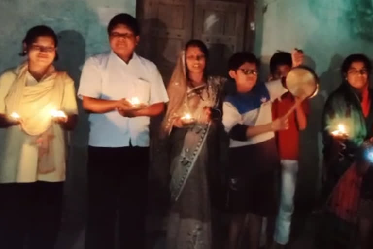 People of odisha lightened diya, lightening of diya in odisha, odisha latest news, pm narendra modi, ପ୍ରଧାନମନ୍ତ୍ରୀ ନରେନ୍ଦ୍ର ମୋଦି, ଓଡିଶାବାସୀଙ୍କ ଦୀପଦାନ, ଓଡିଶାରେ ଜଳିଲା ସଂକଳ୍ପର ଦୀପ, ଓଡିଶା ଲାଟେଷ୍ଟ ନ୍ୟୁଜ୍‌