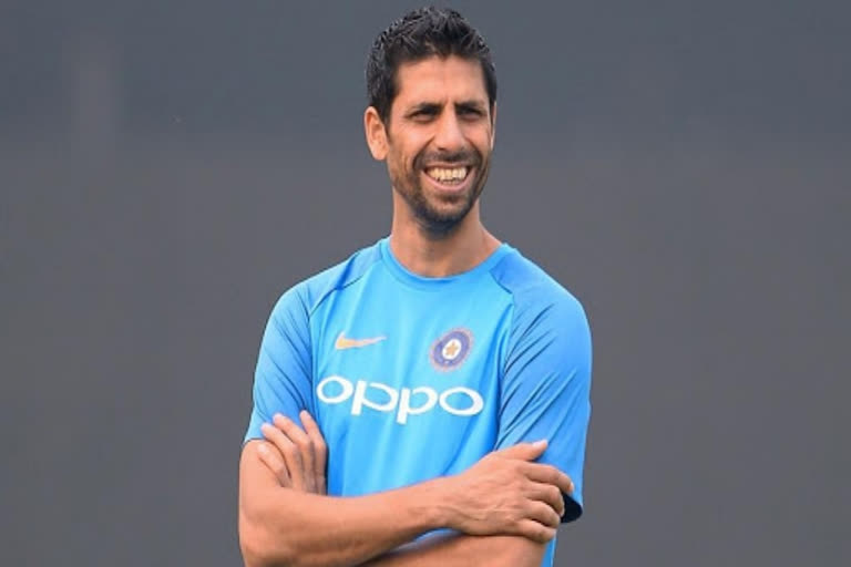 Nehra on Longer breaks  for fast bowlers