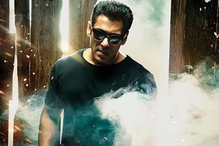 Salman khan, Salman khan news, Salman khan updates, Salman khan radhe release pospond, Salman khan film radhe not to release on eid, सलमान खान, भाईजान की फिल्म ‘राधे’ ईद पर नहीं होगी रिलीज