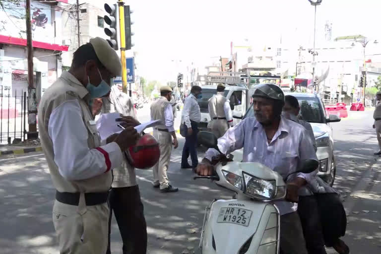 Rohtak Police unique initiative regarding LOCKDOWN,