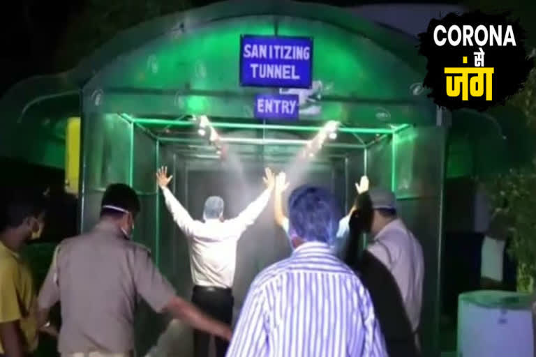 sanitizing tunnel made in dasna jail of ghaziabad due to corona virus outbreak