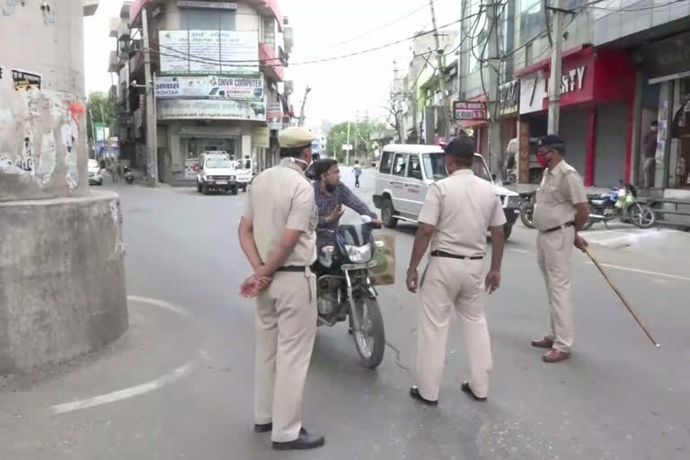 rohtak police did 1 crore 31 lakh of  challan during lockdown