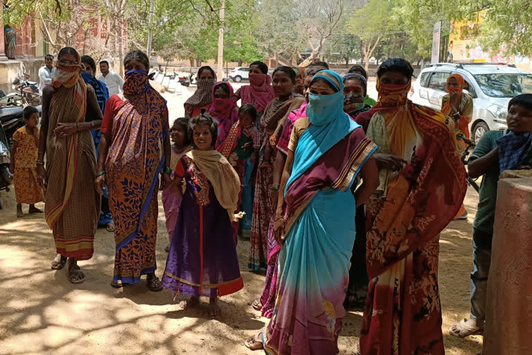 The nomadic race protest for Ration distribution