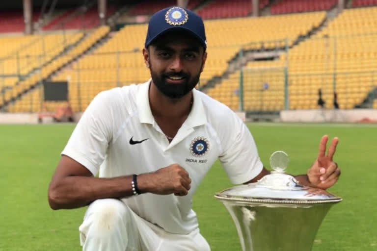 Rani captain jaydev unadkat donated to fight coronavirus