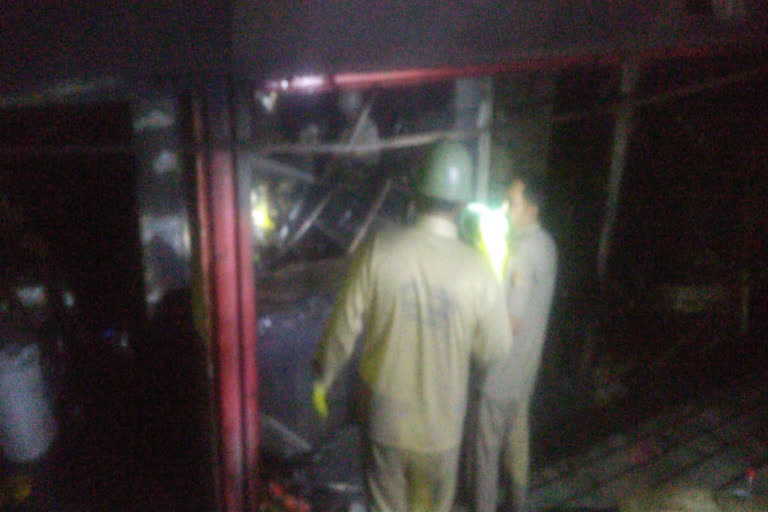 Fire in the grocery store Kavi Nagar Ghaziabad