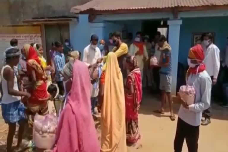 Distribution of essential commodities among the needy in Budhmu block Ranchi