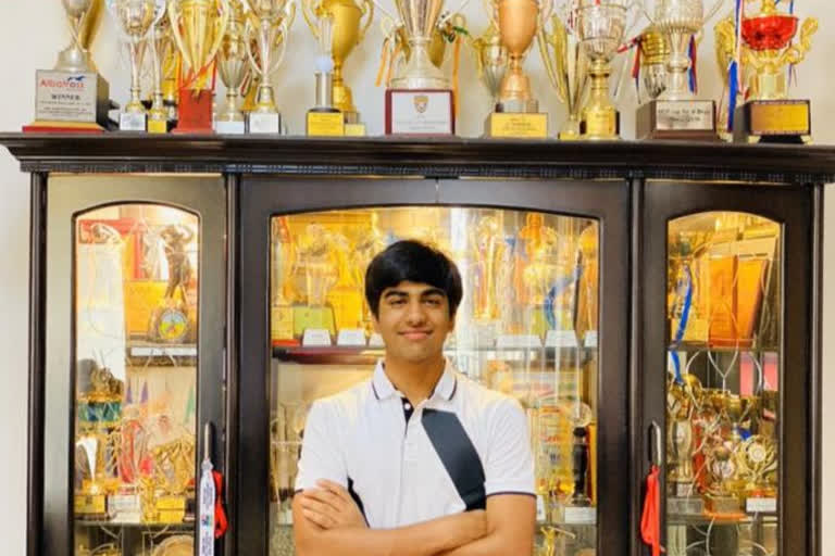 15 year old golfer arjun bhati donates rs 4 dot 30 lakh to pm cares fund