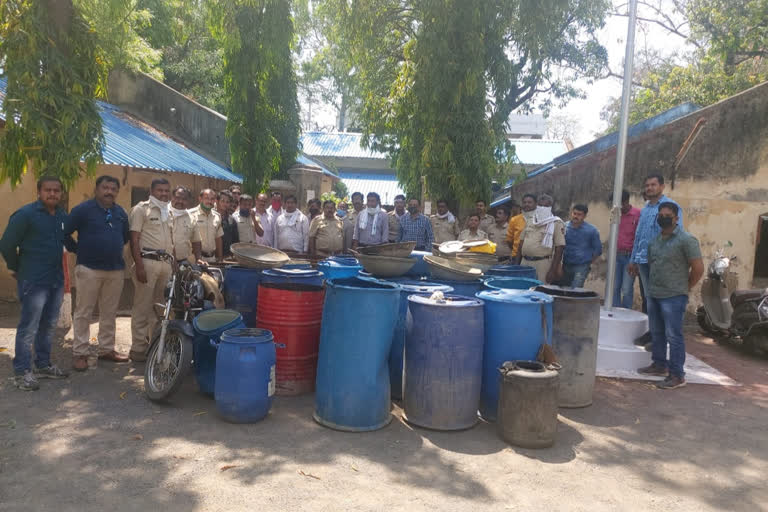 Illegal liqueur in Amaravati