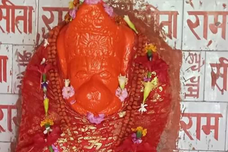 Due to the lockdown, silence was spreading on the occasion of Hanuman Jayanti.