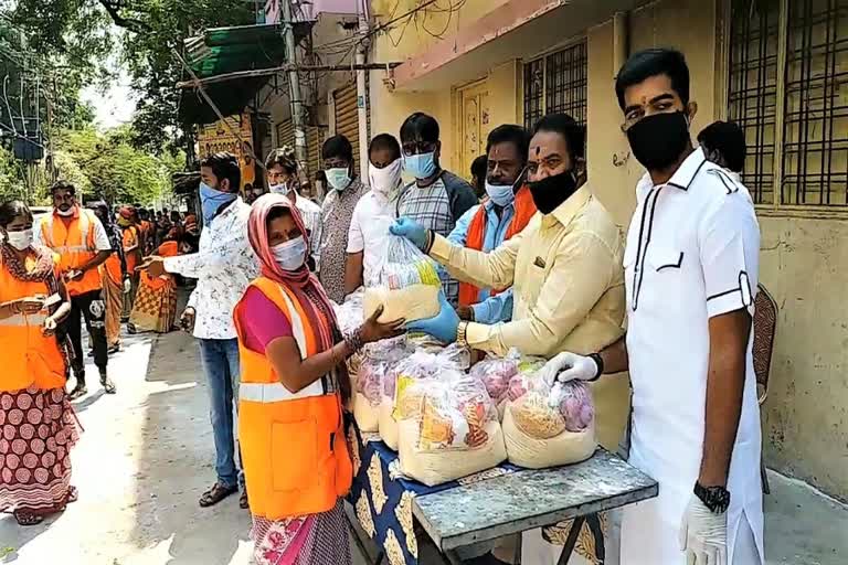 grocerys-distribution-to-ghmc-employees