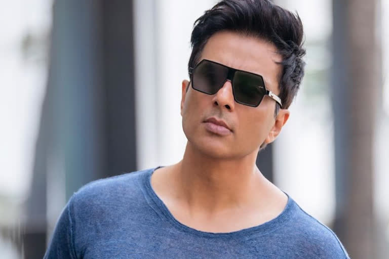 Sonu Sood offers his hotel for healthcare workers fighting COVID-19