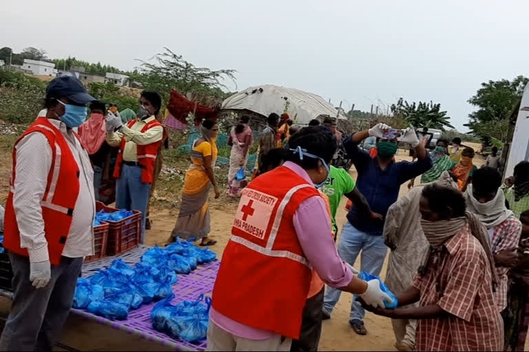 food distributded by indian red cross society at vetapalem prakasam district