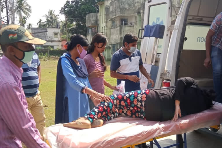 students admitted professor to the hospital in balurghat, south dinajpur