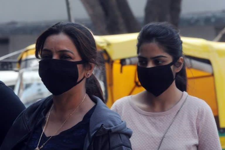 mp government make mandatory for citizens to wear masks in public places