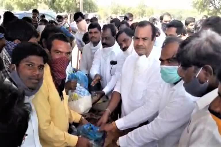 MP Komatireddy Venkataradi distributed essential commodities