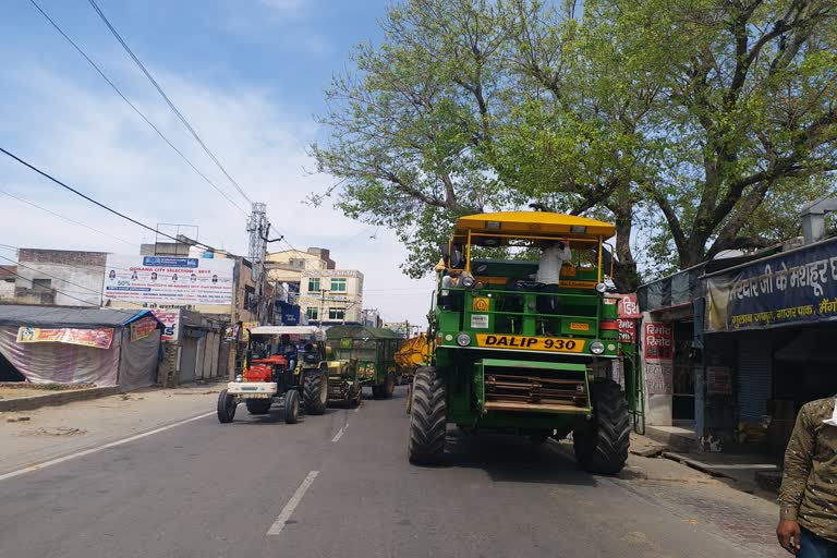 combine reaches Gohana for harvesting