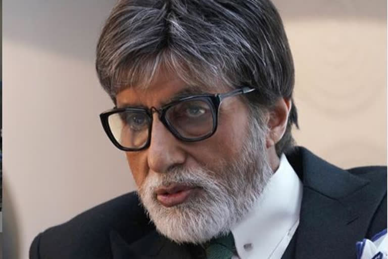 Big B comes to terms with vision, fears 'blindness is on its way'