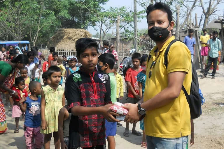 ABPT arranges milk, biscuits for children