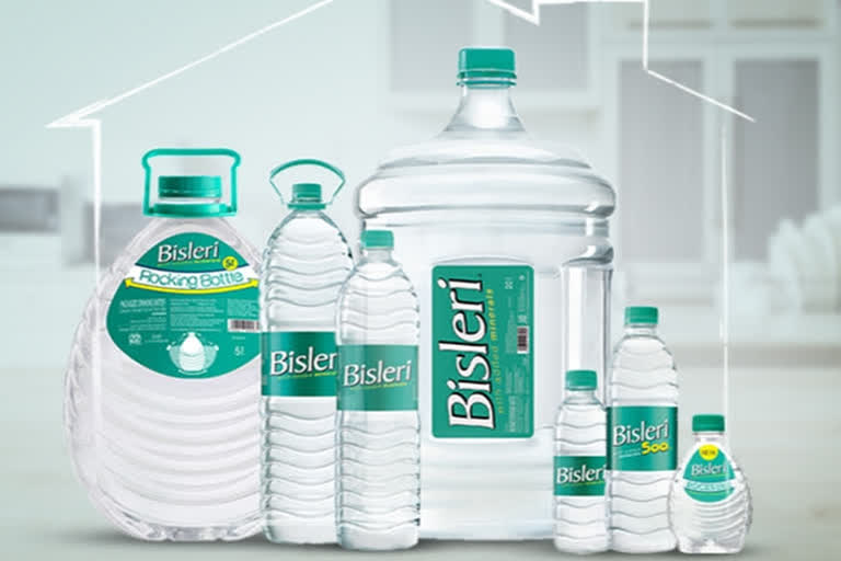 कोरोना: बिसलेरी ने शुरू की ग्राहकों के घर तक बोतल बंद पेय जल आपूर्ति