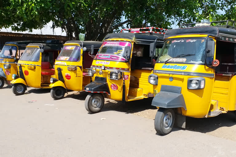 auto drivers facing financial problems due to corona curfew unemployment