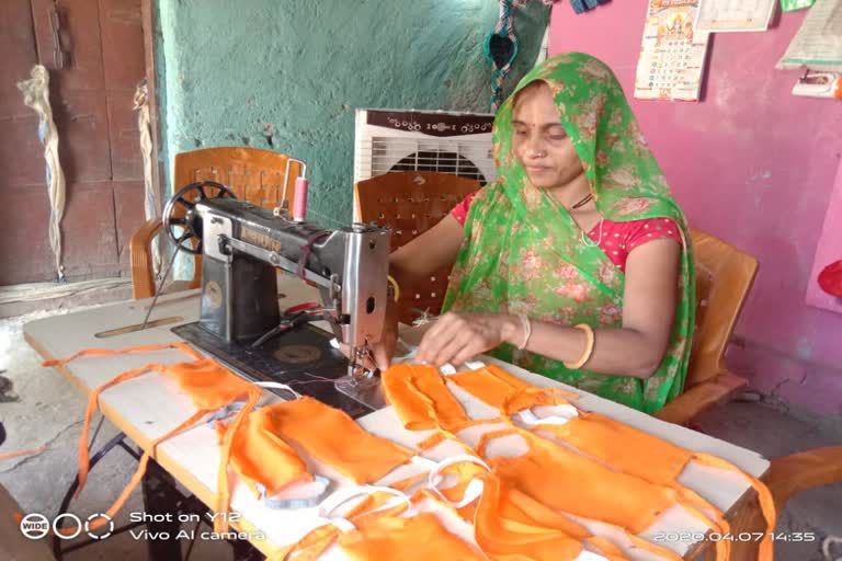 Anganwadi workers fighting against Corona