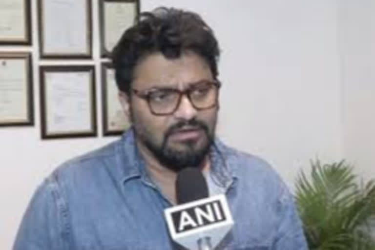 Supriyo criticises Mamata's decision to open flower market