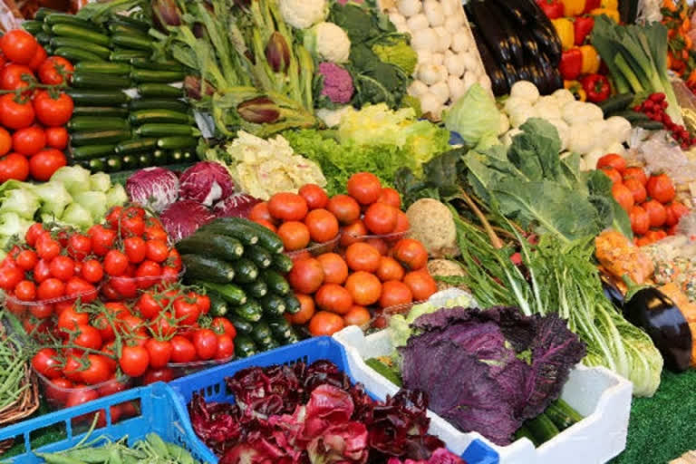 Vegetables to be sold in morning in Azadpur while fruits in evening