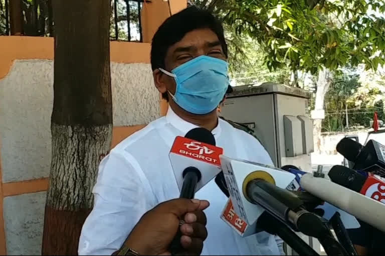 Coronavirus Update jharkhand, Coronavirus in Jharkhand, corona in jharkhand, Corona patient in jharkhand, CM Hemant Soren, सीएम हेमंत सोरेन, झारखंड में कोरोना, झारखंड में कोरोना वायरस अपडेट, कोरोना वायरस न्यूज, कोरोना मरीज झारखंड