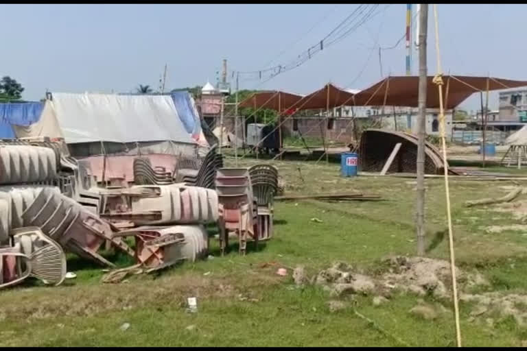 লকডাউনে হাড়োয়ায় আটকে পড়েছে সার্কাসের দল