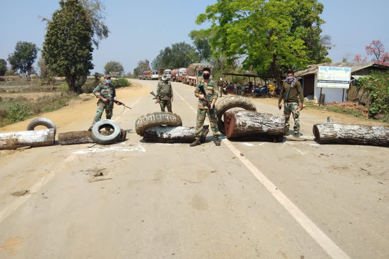 दो थाना प्रभारियों को किया गया रायपुर अटैच