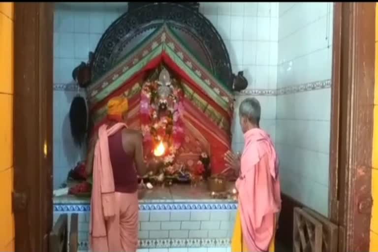 have no devotees in bhadrakali temple due to lockdown