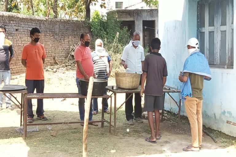 Distribution of relief material to the needy in ramgarh