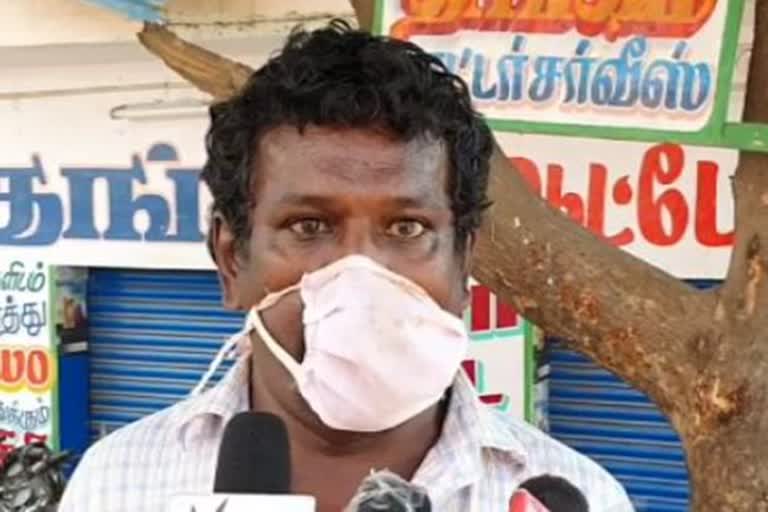 மக்களிடம் அத்துமீறும் போலீசார்