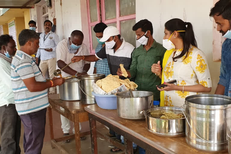 Agriculture minister;s daughter serve food to civilian  workers